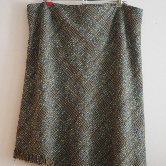 Vintage asimetrical tweed skirt - Picture 6 of 10